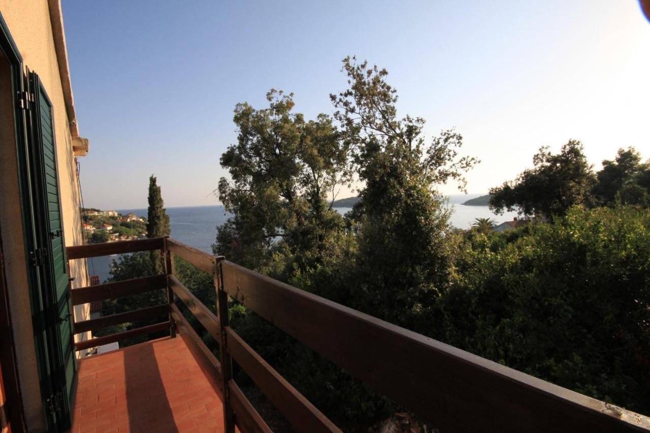 Apartments By The Sea Molunat, Dubrovnik - 8550 Exterior photo